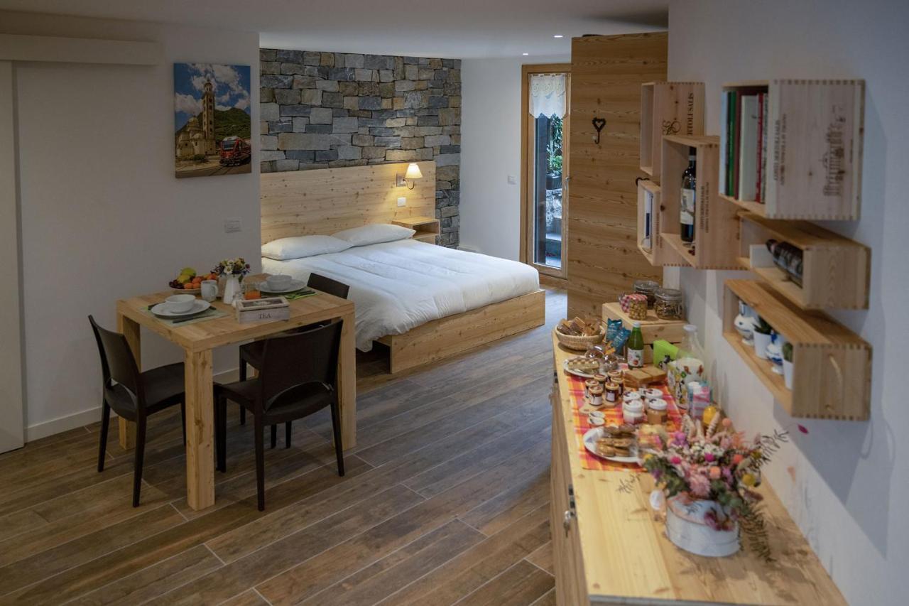 Casa Galet Villa Tirano Kültér fotó